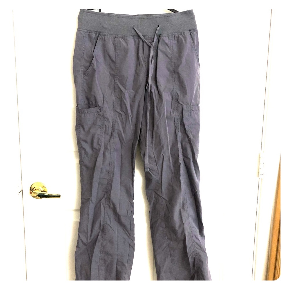 Bottom scrubs gray